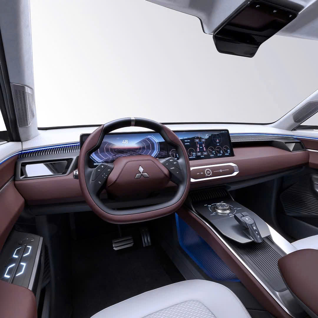 z6678044567351 21a5616e9f2e4c0cb800730bdff3c164 SUV 7 Chỗ Mitsubishi DST Concept vừa được giới thiệu tại Việt Nam ngày 06-06-2025